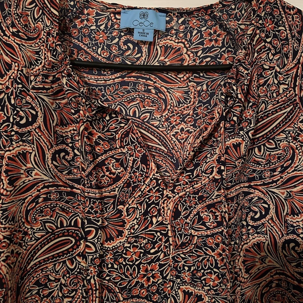 CeCe Brown and Orange Flutter Sleeve Blouse - Picture 2 of 5